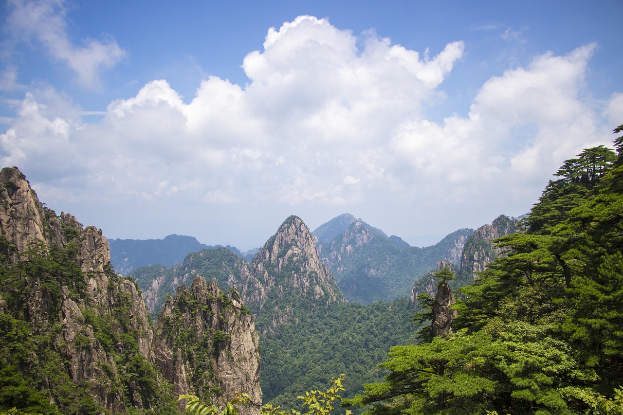 淮北师范大学学报，探索学术卓越之路